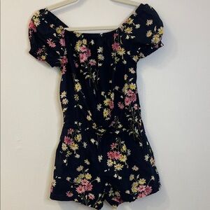 GAP Floral Kids Romper - Black and Pink Size 10/12 EUC